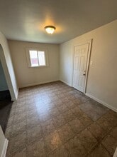 4319 S Park Dr in Fort Wayne, IN - Building Photo - Building Photo