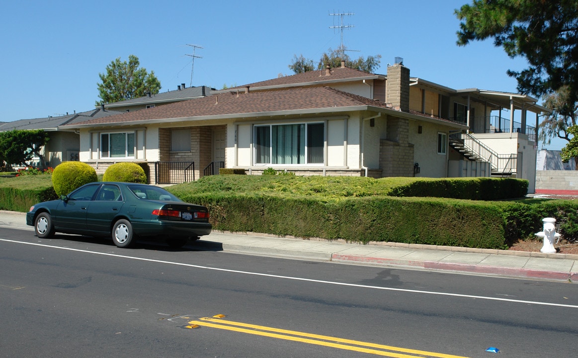 760 Harvard Ave in Santa Clara, CA - Building Photo
