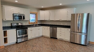 200 Gilman St in Verona, WI - Building Photo - Building Photo