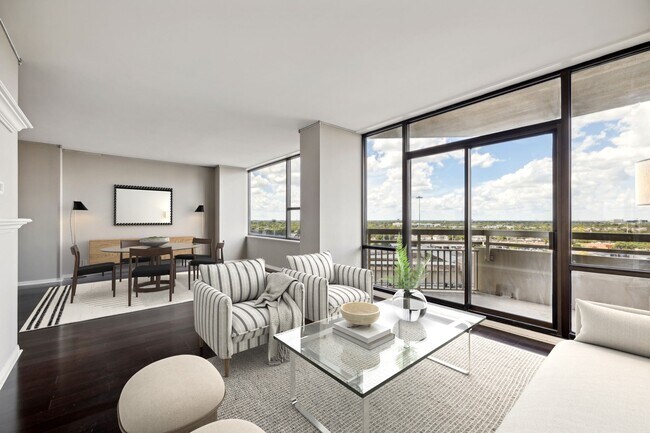 15 Greenway Plz in Houston, TX - Building Photo - Building Photo