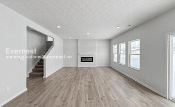 982 Allegro Dr in Reynoldsburg, OH - Building Photo - Building Photo