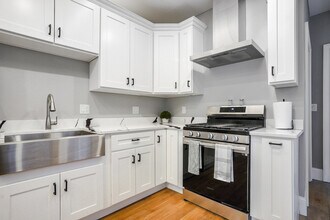 179 Babcock St in Brookline, MA - Building Photo - Building Photo