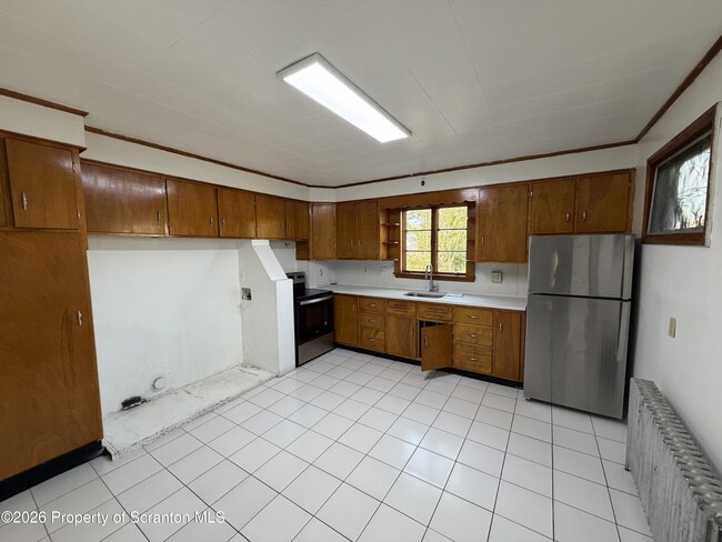 property at 316 Putnam St