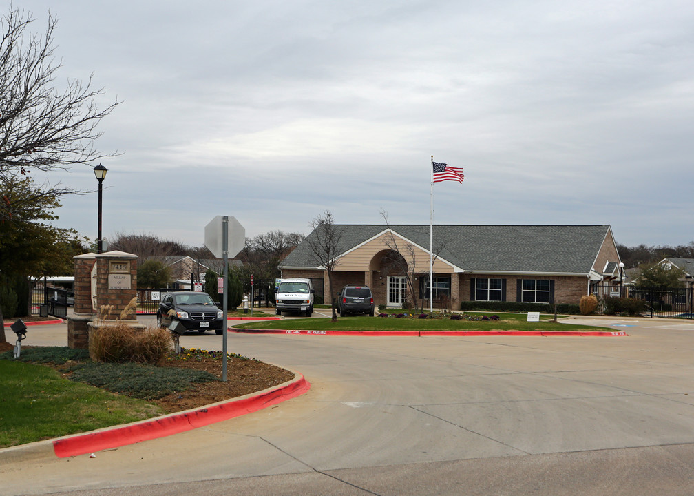 Villas of Forest Hill in Forest Hill, TX - Building Photo