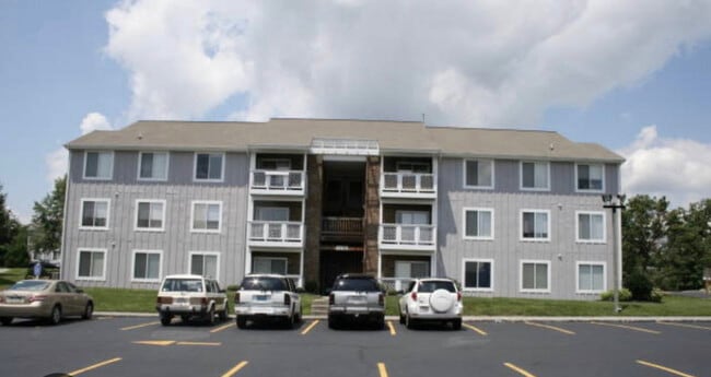 1205 University Ter, Unit F in Blacksburg, VA - Building Photo - Building Photo