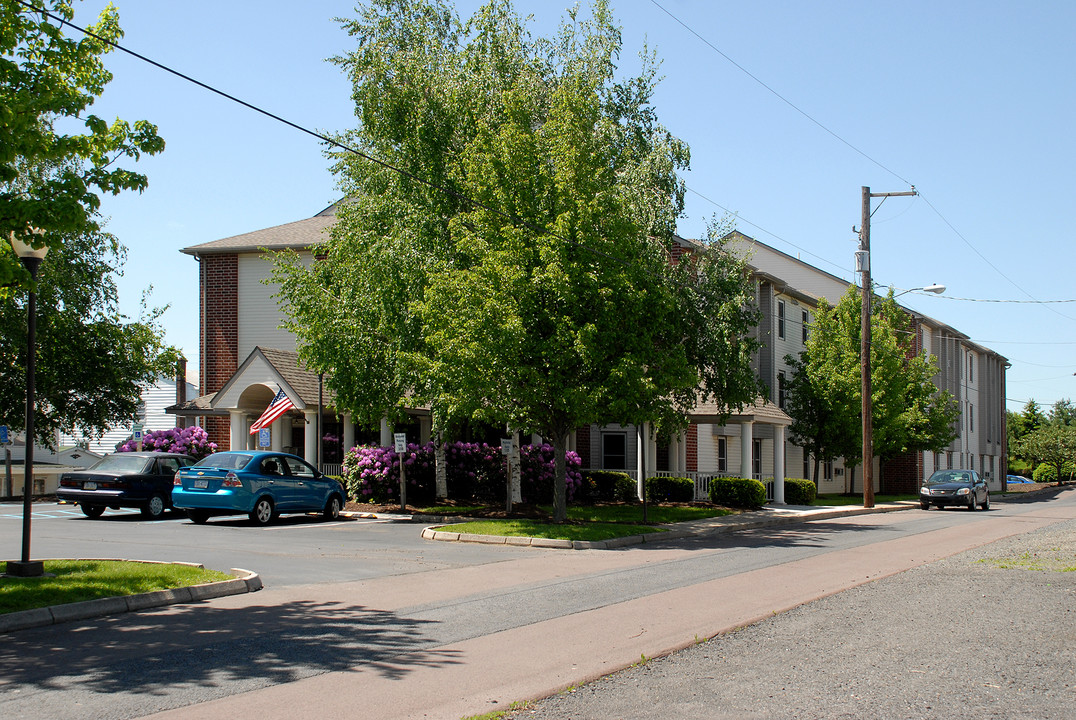 High Point Manor in Frackville, PA - Foto de edificio