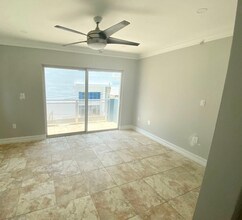 235 SW 17th Rd in Miami, FL - Foto de edificio - Building Photo