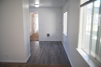 1031 6th St NW in Salem, OR - Building Photo - Building Photo