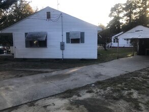 604 E Highland Ave in Kinston, NC - Foto de edificio - Building Photo