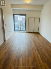 2433 Dufferin St in Toronto, ON - Building Photo - Building Photo