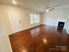 8158 Rudolph Rd in Charlotte, NC - Building Photo - Building Photo