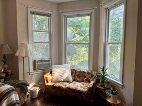 1322 W Melrose St-Unit -2 in Chicago, IL - Building Photo - Building Photo