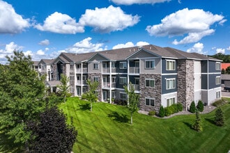 Timberfield Apartments in Northfield, MN - Foto de edificio - Building Photo