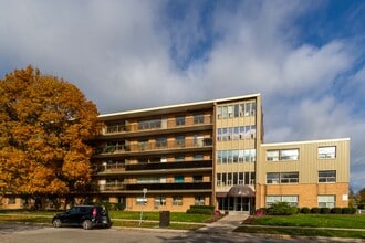 620 Berkshire Rd in Sarnia, ON - Building Photo - Building Photo