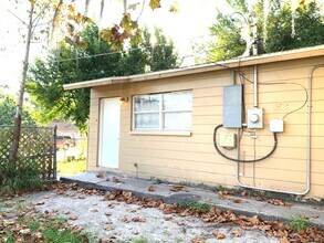 1804 E Sitka St in Tampa, FL - Building Photo - Building Photo