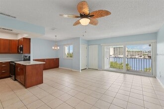 14800 Walsingham Rd, Unit 1215 in Largo, FL - Building Photo - Building Photo