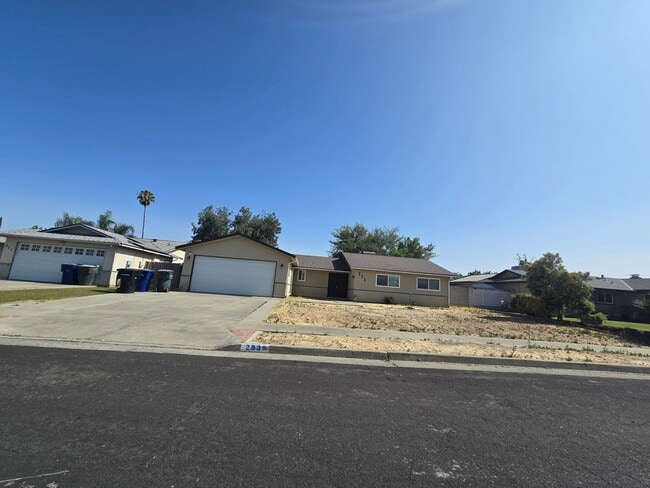 property at 293 E Julia Way