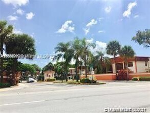 860 NE 209th Terrace in Miami, FL - Building Photo - Building Photo