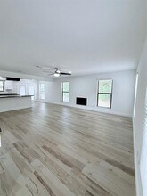 1011 Hamblen Rd in Houston, TX - Building Photo - Building Photo
