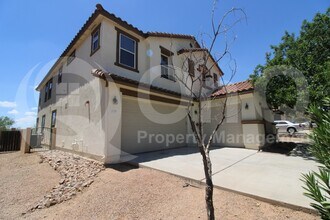 779 W Calle La Bolita in Sahuarita, AZ - Building Photo - Building Photo