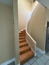 2642 N Wilton Ave, Unit 3 in Chicago, IL - Foto de edificio - Building Photo