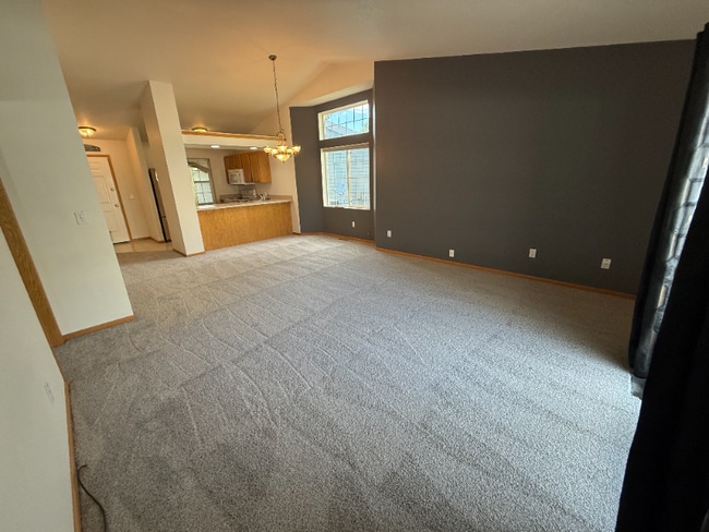 3955 Olympic Blvd in Billings, MT - Building Photo - Building Photo