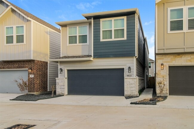 9813 Falling Fern Ln in Houston, TX - Building Photo - Building Photo