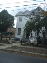 303 Howard St., Unit Apt 201 in San Antonio, TX - Building Photo - Building Photo