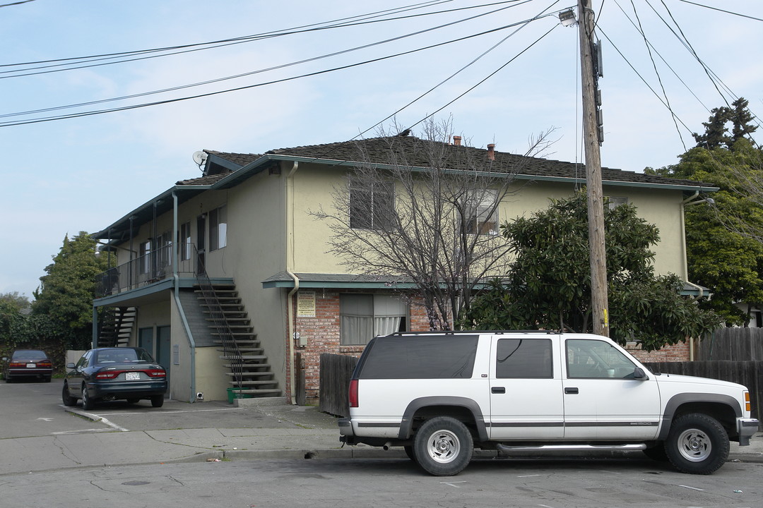 26532 Chisholm Ct in Hayward, CA - Building Photo