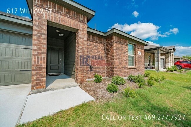 617 Willow St in Caddo Mills, TX - Building Photo - Building Photo
