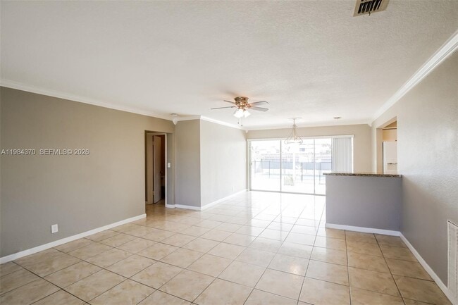 4314 Taft St in Hollywood, FL - Building Photo - Building Photo