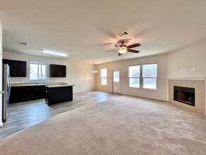 6109 Magnus St in Austin, TX - Building Photo - Building Photo