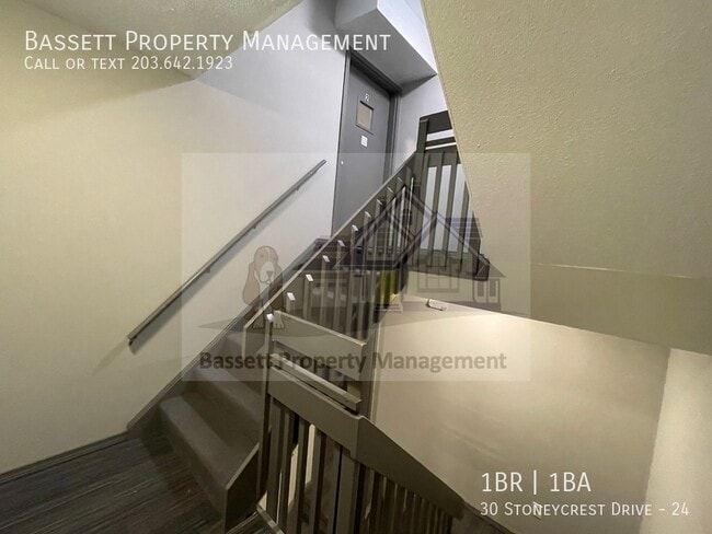 30 Stoneycrest Dr in Middletown, CT - Building Photo - Building Photo