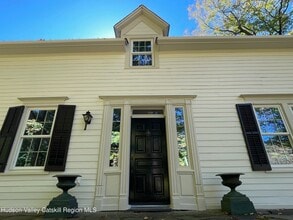 416 Hapeman Hill Rd in Red Hook, NY - Building Photo - Building Photo