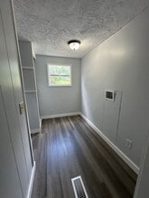 2341 Pocket Rd in Hurt, VA - Building Photo - Building Photo