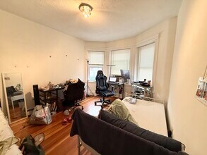 4A Weld Ave in Boston, MA - Foto de edificio - Building Photo