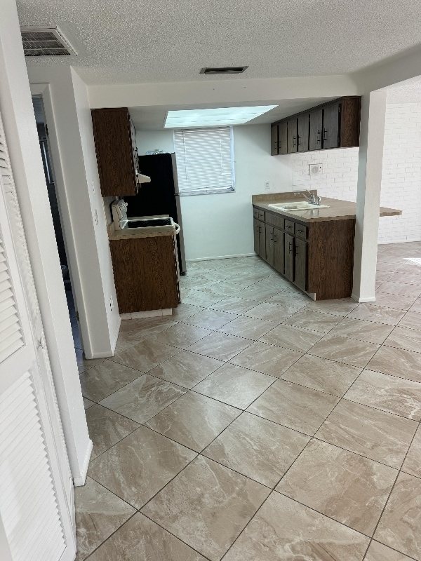 6734 Amarillo St in Port Richey, FL - Foto de edificio - Building Photo