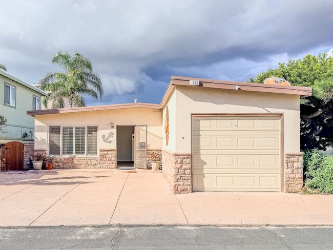 property at 1065 Belfast Ln