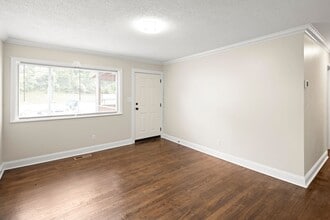199 Druid Dr in Asheville, NC - Building Photo - Building Photo
