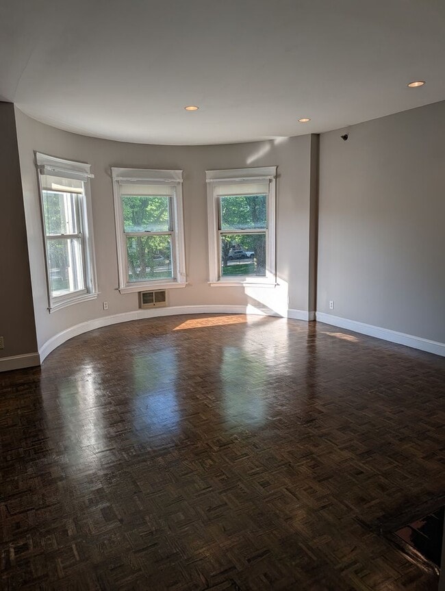 property at 416 Commonwealth Ave
