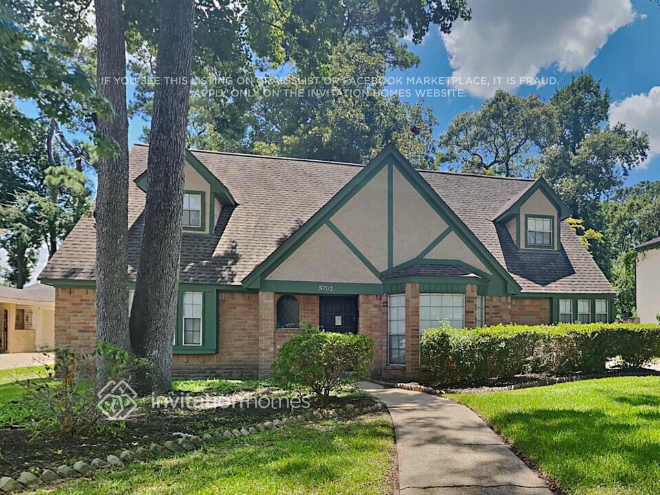 5702 Kiowa Timbers Dr in Humble, TX - Building Photo