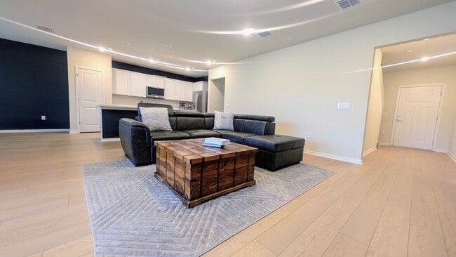 2151 Charming Ave in Davenport, FL - Building Photo - Building Photo