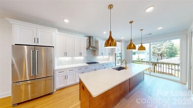 156 Mattoon St in Charlotte, NC - Building Photo - Building Photo