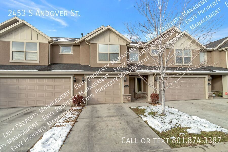 2453 Andover St in West Haven, UT - Building Photo