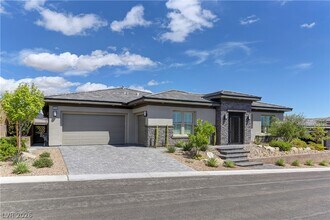 12536 Claymore Highland Ave in Las Vegas, NV - Building Photo - Building Photo