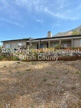9580 N Cyn Rd in Cedar Hills, UT - Building Photo - Building Photo