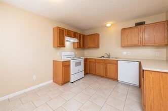 7300 Twin Crest Dr in Austin, TX - Building Photo - Building Photo