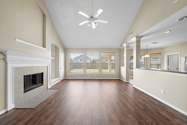 19335 Lincoln Heights Ln in Richmond, TX - Building Photo - Building Photo