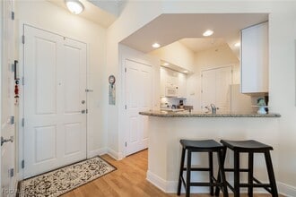 2825 Palm Beach Blvd in Ft. Myers, FL - Building Photo - Building Photo