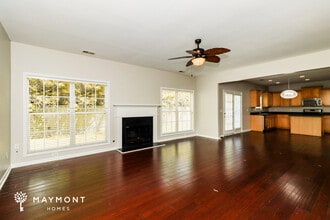 911 Queensbrooke Way SE in Mableton, GA - Building Photo - Building Photo